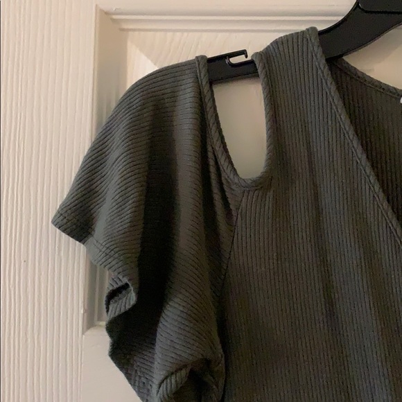 Wrap dress - Picture 3 of 9